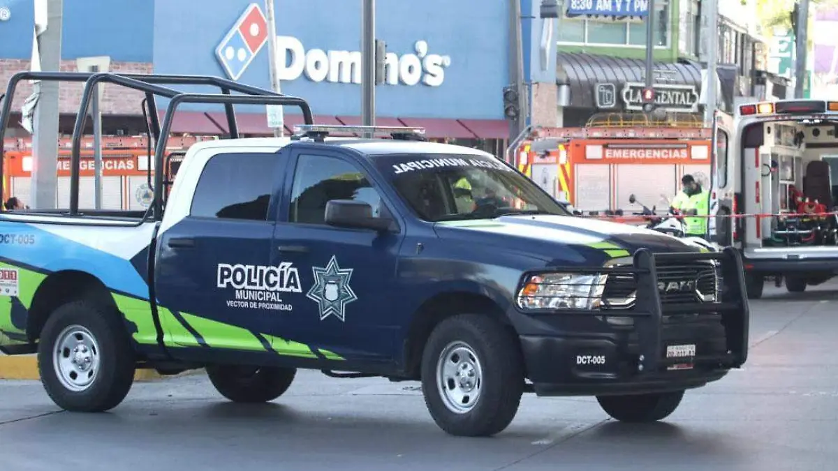 patrulla en calzada zargoza